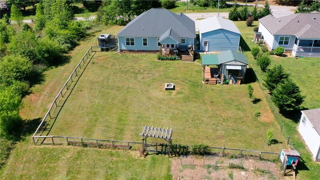 696 Mount Olivet Road, Six Mile, SC 29630