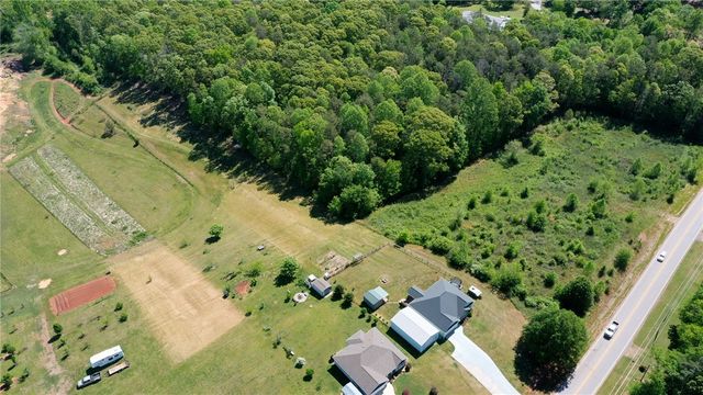 696 Mount Olivet Road, Six Mile, SC 29630