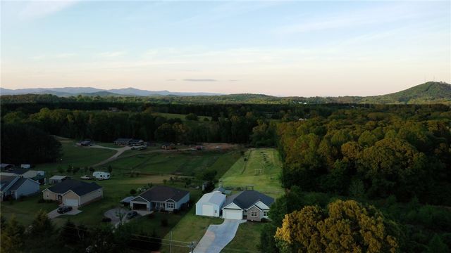 696 Mount Olivet Road, Six Mile, SC 29630