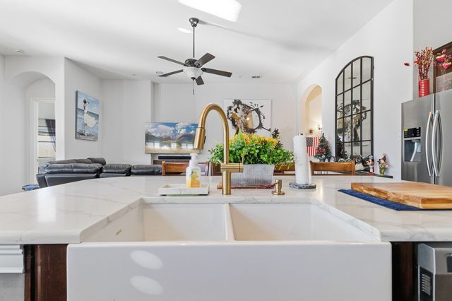 2112 Benjamin Creek Drive, Little Elm, TX 75068