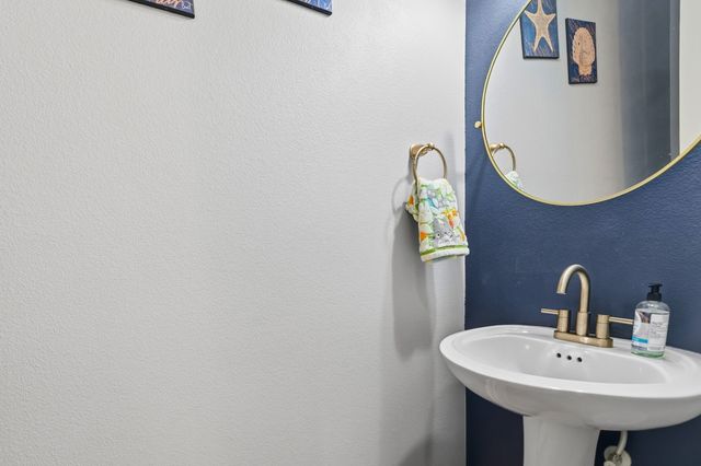 2112 Benjamin Creek Drive, Little Elm, TX 75068