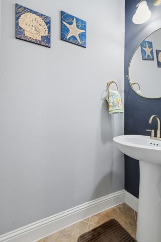 2112 Benjamin Creek Drive, Little Elm, TX 75068