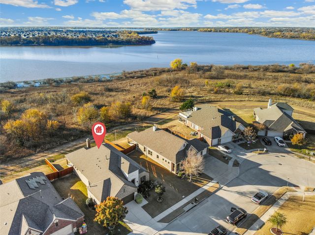 2112 Benjamin Creek Drive, Little Elm, TX 75068