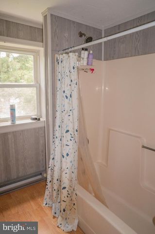 1303 SUNNYSIDE RD, Spring Grove, PA 17362