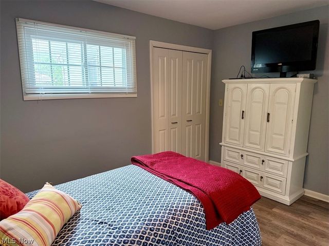 222 N Pershing Avenue, Akron, OH 44313