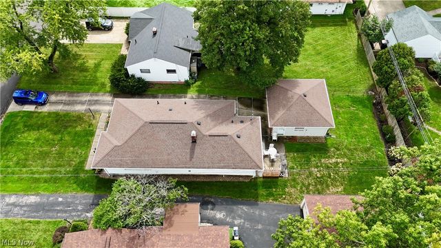222 N Pershing Avenue, Akron, OH 44313