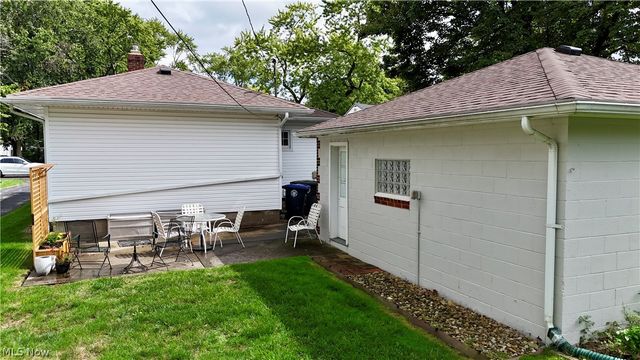 222 N Pershing Avenue, Akron, OH 44313