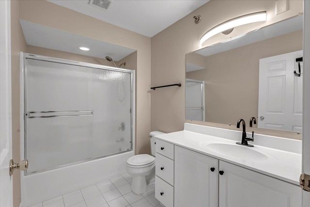 2855 River Birch DRIVE #D, Brookfield, WI 53045