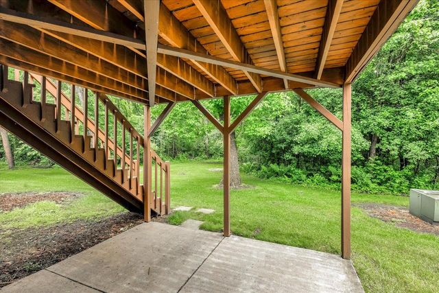 2855 River Birch DRIVE #D, Brookfield, WI 53045
