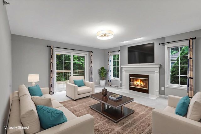 2855 River Birch DRIVE #D, Brookfield, WI 53045
