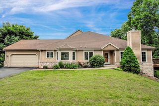 2855 River Birch DRIVE #D, Brookfield, WI 53045