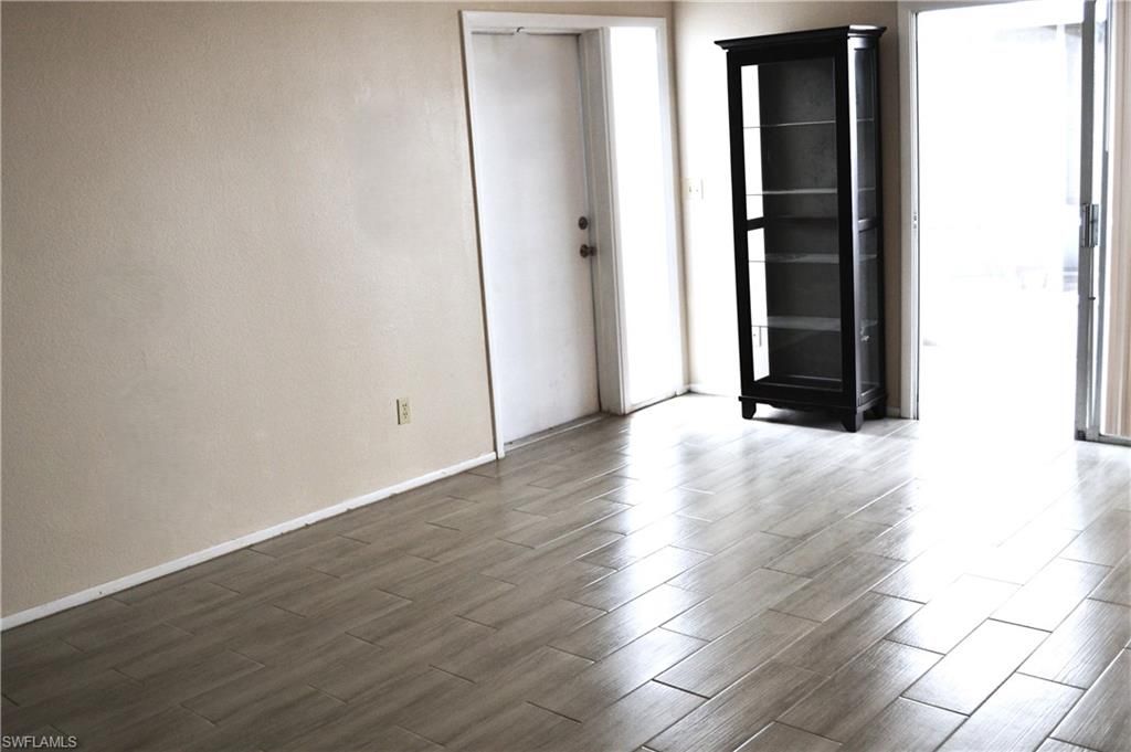 5839 Vancouver CIR 2, FORT MYERS, FL 33907 — photo 5