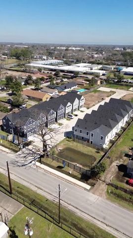 321 Charlock Street, Houston, TX 77022