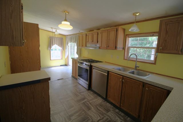 154 Morways Park, Charlestown, NH 03603