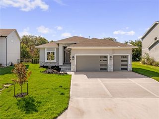 25007 W 141st Street, Olathe, KS 66061