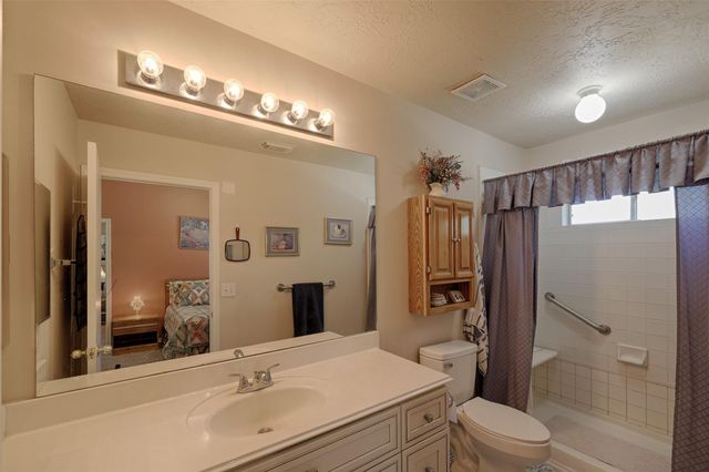 319 Leisure Lane, Montgomery, TX 77356