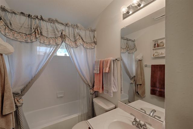 319 Leisure Lane, Montgomery, TX 77356