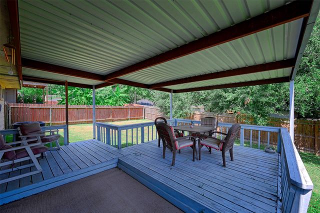 319 Leisure Lane, Montgomery, TX 77356