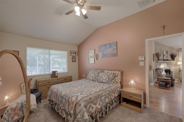 319 Leisure Lane, Montgomery, TX 77356