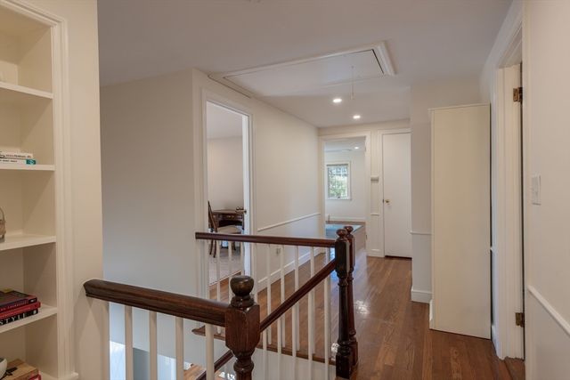 16 Fernway, Lynnfield, MA 01940
