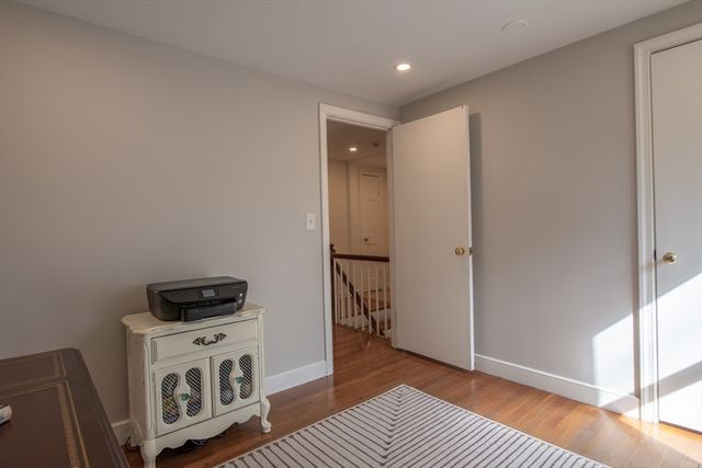 16 Fernway, Lynnfield, MA 01940