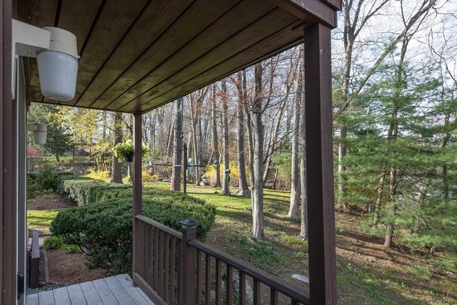 16 Fernway, Lynnfield, MA 01940