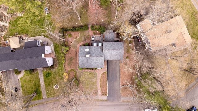 16 Fernway, Lynnfield, MA 01940