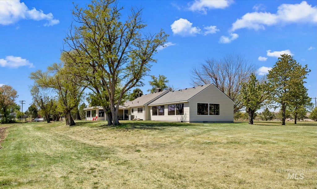 1429 E Cleveland Avenue, Glenns Ferry, ID 83627 photo 19