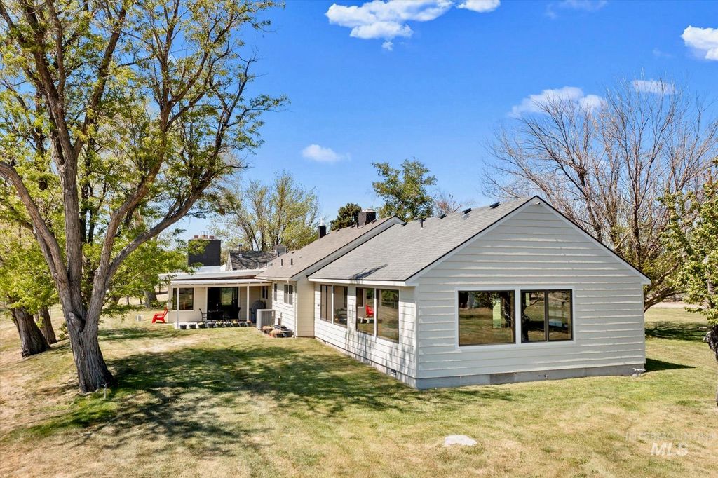 1429 E Cleveland Avenue, Glenns Ferry, ID 83627 photo 22