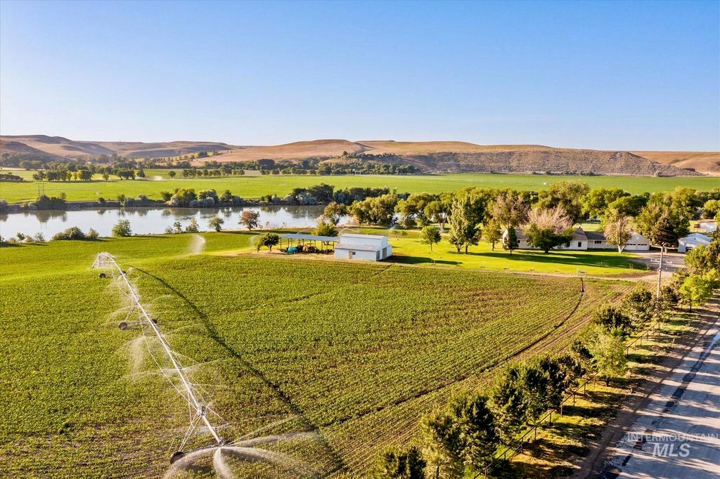 1429 E Cleveland Avenue, Glenns Ferry, ID 83627 photo 8