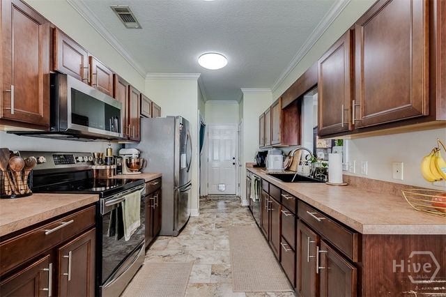105 Harvest Drive, Springfield, GA 31329