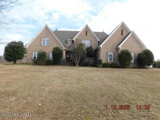 9090 Sandy Drive, Olive Branch, MS 38654