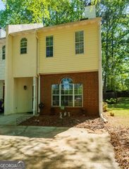145 Greison Trail, Newnan, GA 30263