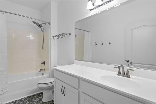 129 Norfleet LN, Suffolk, VA 23434