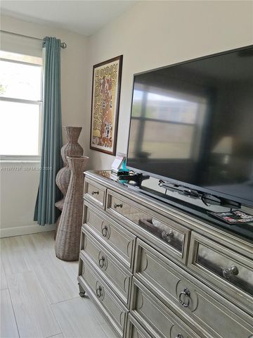 10368 NW 24th Pl 104, Sunrise, FL 33322