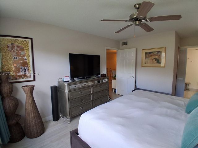 10368 NW 24th Pl 104, Sunrise, FL 33322