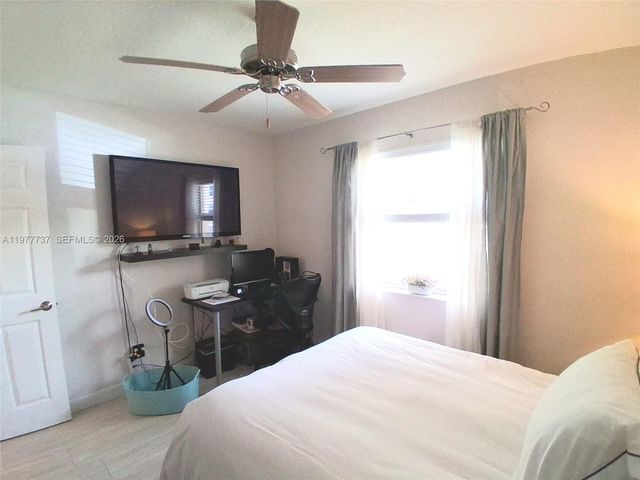 10368 NW 24th Pl 104, Sunrise, FL 33322