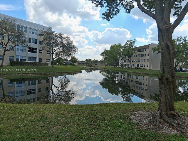 10368 NW 24th Pl 104, Sunrise, FL 33322