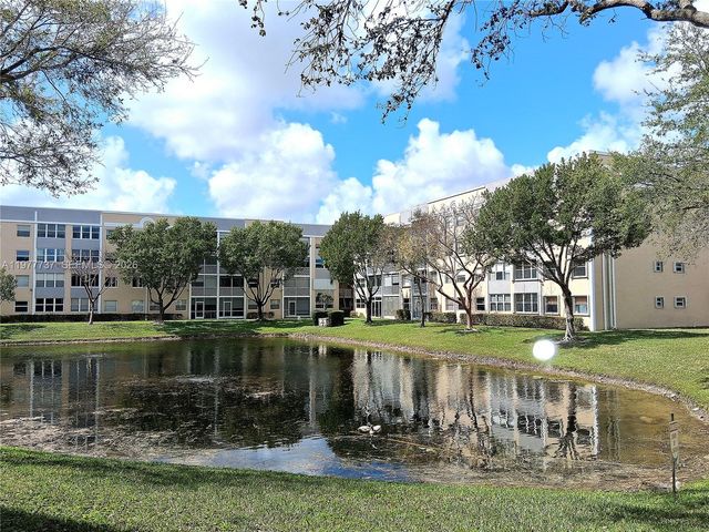 10368 NW 24th Pl 104, Sunrise, FL 33322