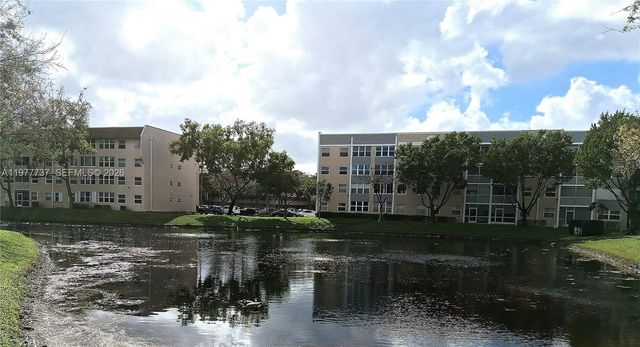 10368 NW 24th Pl 104, Sunrise, FL 33322