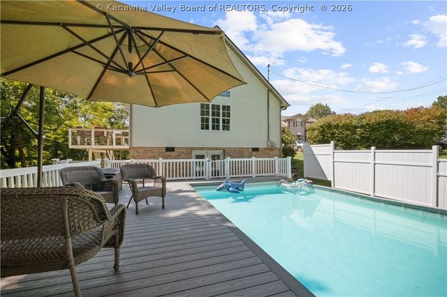 142 SPRUCE Lane, Scott Depot, WV 25560