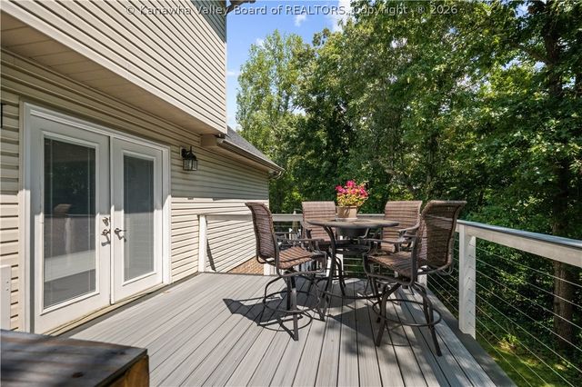 142 SPRUCE Lane, Scott Depot, WV 25560