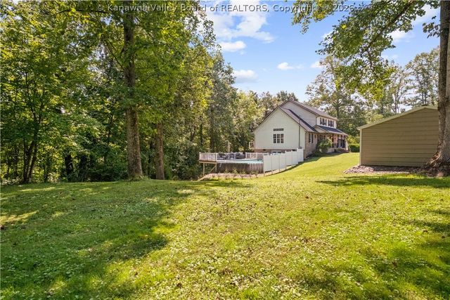 142 SPRUCE Lane, Scott Depot, WV 25560