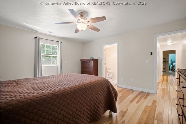 142 SPRUCE Lane, Scott Depot, WV 25560