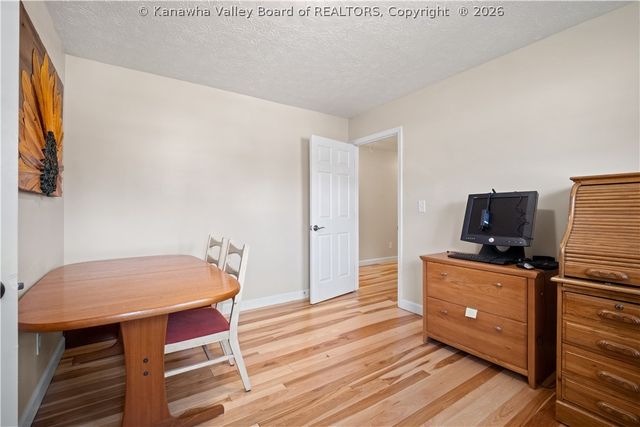 142 SPRUCE Lane, Scott Depot, WV 25560