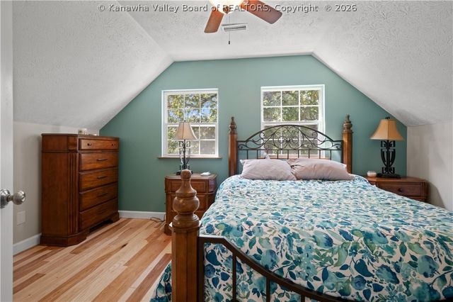142 SPRUCE Lane, Scott Depot, WV 25560