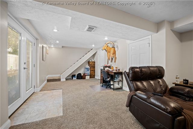 142 SPRUCE Lane, Scott Depot, WV 25560