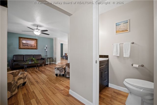 142 SPRUCE Lane, Scott Depot, WV 25560