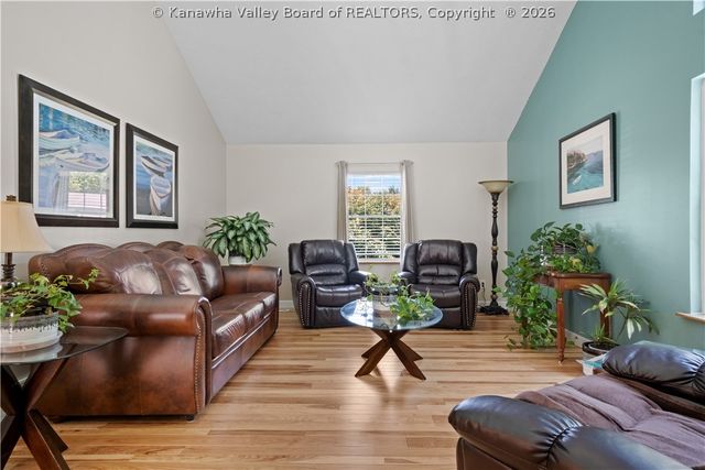 142 SPRUCE Lane, Scott Depot, WV 25560