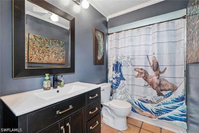 4561 Beechwood Lake DR, Naples, FL 34112